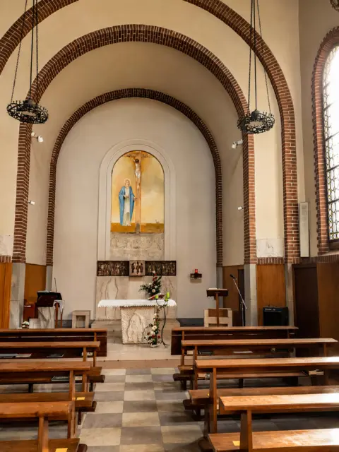 Pangea progetti vetrate chiesa parrocchiale 3